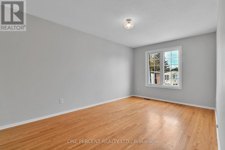 29051932/1511-fisher-avenue/carleton-square/ottawa/ontario/K2C3M8_18