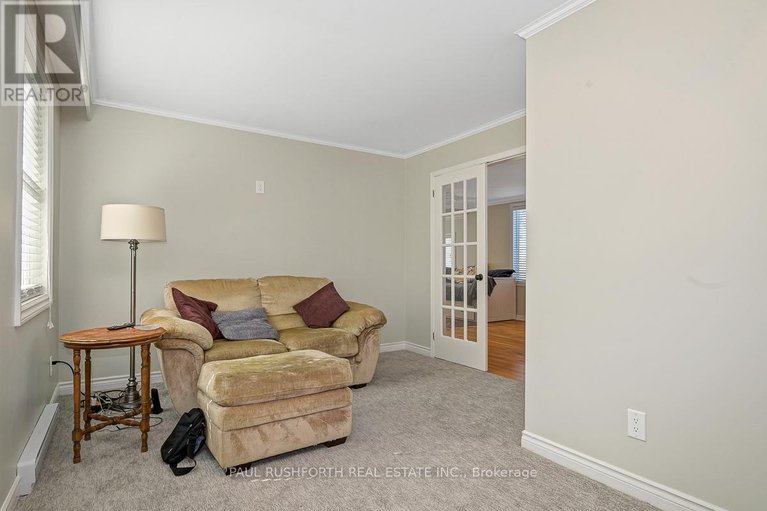 29613584/1565-lilac-lane/camelot/ottawa/ontario/K4C1C4_20