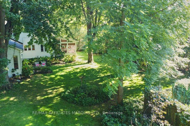 29089623/20369-old-montreal-road/lancaster/south-glengarry/ontario/K0C2C0_25