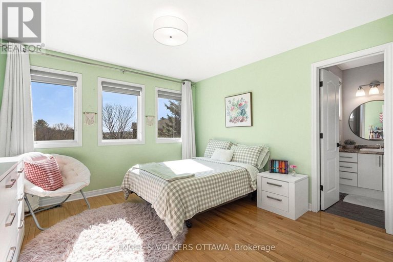 29666801/32-barcham-crescent/hearts-desire/ottawa/ontario/K2J3Z7_26