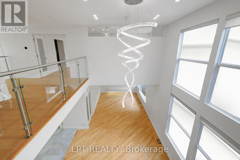 28676196/298-crestview-road/alta-vistafaircrest-heights/ottawa/ontario/K1H5G6_21