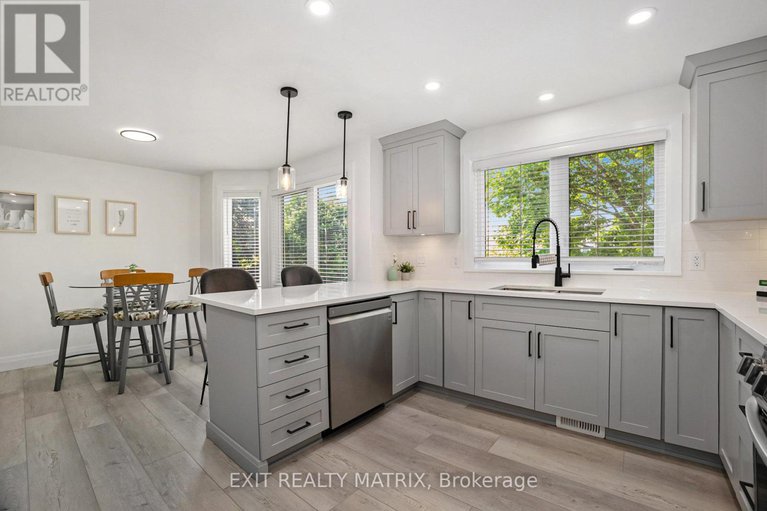 28425812/23-weybridge-drive/cedargrovefraserdale/ottawa/ontario/K2J4A1_19