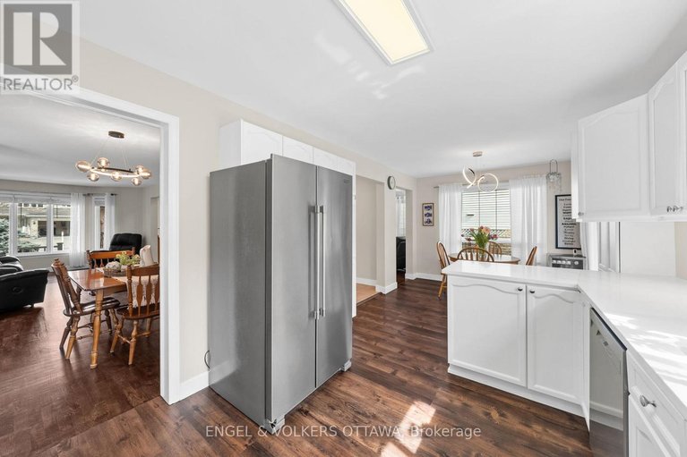 29684607/16-mayford-avenue/barrhaven-east/ottawa/ontario/K2G6A7_9