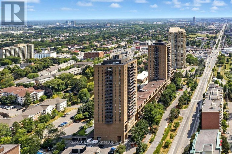 28745309/1503-505-st-laurent-boulevard/viscount-alexander-park/ottawa/ontario/K1K3X4_1