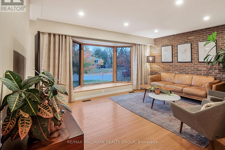 29075459/2077-lemay-crescent/elmvale-acresurbandale/ottawa/ontario/K1G2X5_3