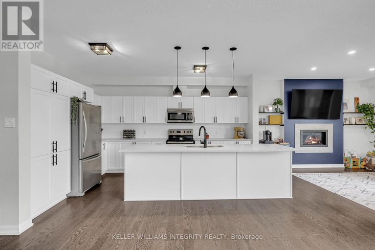 28230053/176-onyx-crescent/town-of-rockland/clarence-rockland/ontario/K4K1P6_10