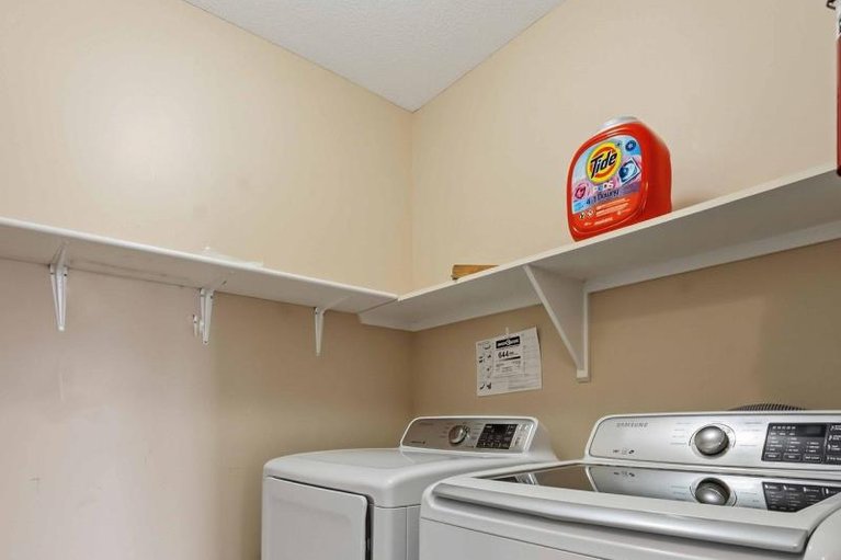 29541390/136-calaveras-avenue/longfields/ottawa/ontario/K2J5K4_16