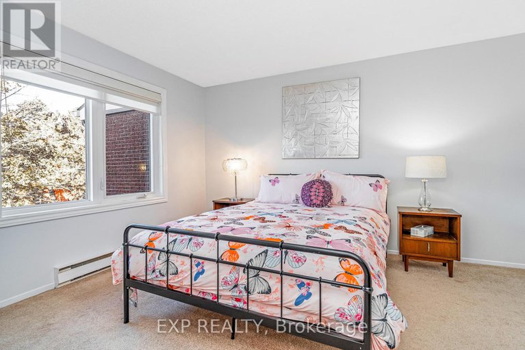 29240374/104-1820-marsala-crescent/fallingbrookpineridge/ottawa/ontario/K4A2E7_24