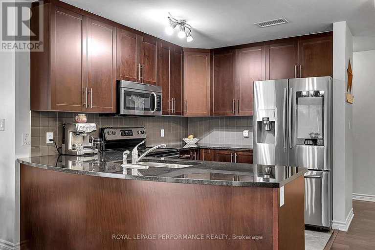 28468880/2-40-prestige-circle/chatelaine-village/ottawa/ontario/K4A0W9_8