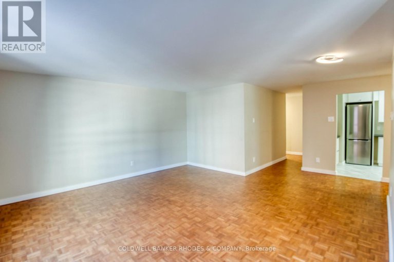 28904889/301-475-laurier-avenue-w/ottawa-centre/ottawa/ontario/K1R7X1_8