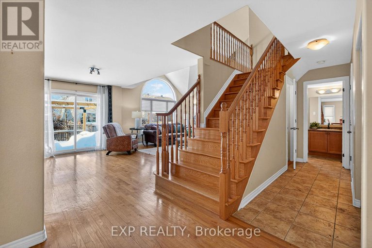 29405712/32-olde-towne-avenue/village-of-russell/russell/ontario/K4R0A5_16