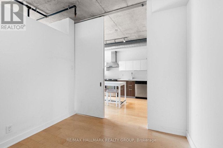28562337/438-340-mcleod-street/ottawa-centre/ottawa/ontario/K2P1A4_11