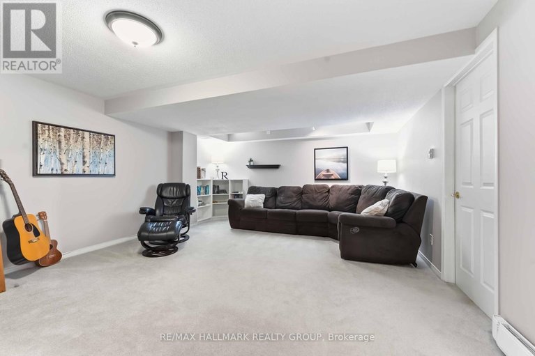 29634994/29-birchfield-avenue/emerald-meadowstrailwest/ottawa/ontario/K2M2N5_25