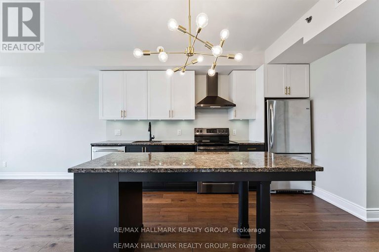 28902651/316-808-bronson-avenue/dows-lake/ottawa/ontario/K1S5A4_14