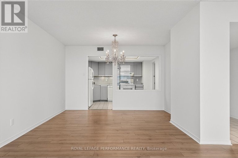 29550292/1603-160-george-street/lower-townbyward-market/ottawa/ontario/K1N9M2_6