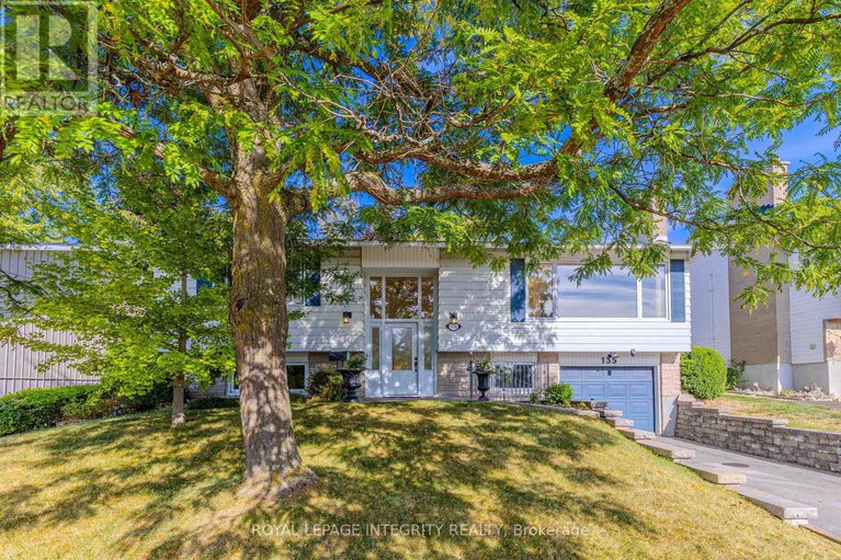 28882629/135-desmond-avenue/glencairnhazeldean/ottawa/ontario/K2L1E8_1