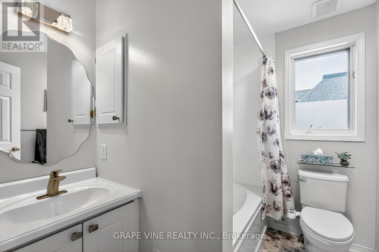 28747677/4-radstock-private/ottawa-centre/ottawa/ontario/K1R5J8_43