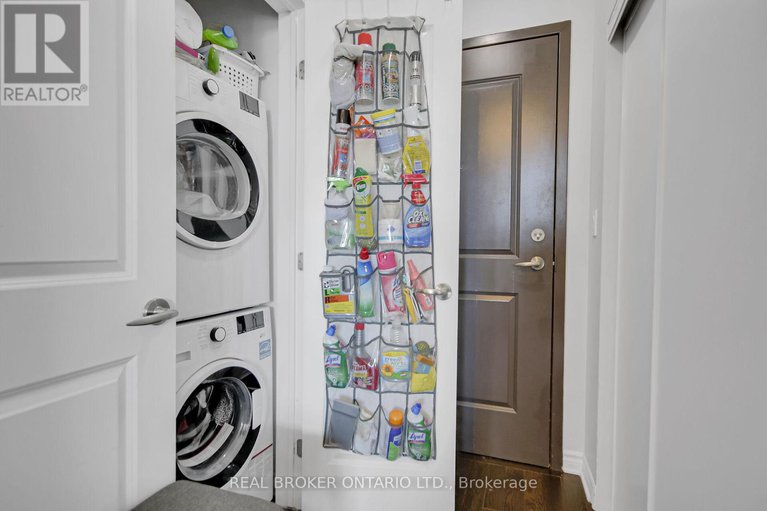 28211240/508-429-kent-street/ottawa-centre/ottawa/ontario/K2P1B5_19