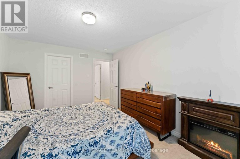 28534405/612-rye-grass-way/half-moon-bay/ottawa/ontario/K2J6Z9_42