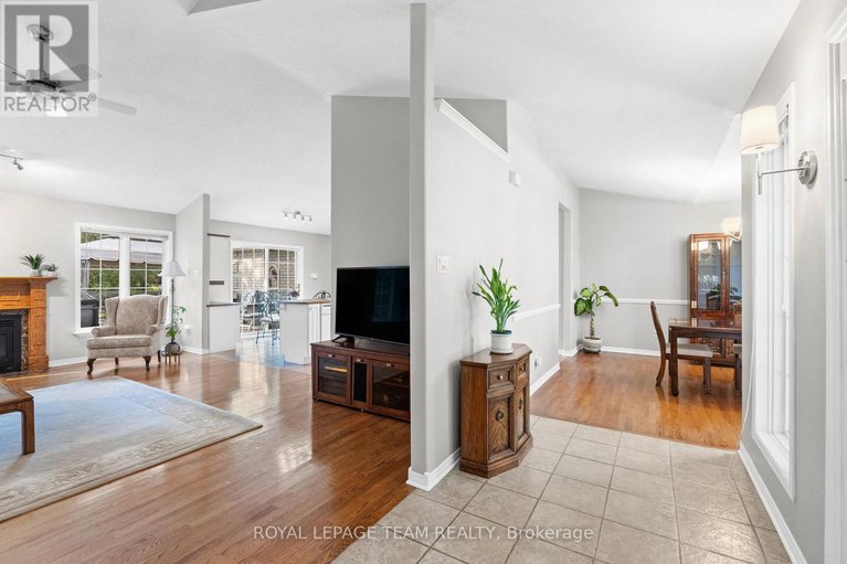 28816789/6825-sunset-boulevard/greely/ottawa/ontario/K4P1M6_24