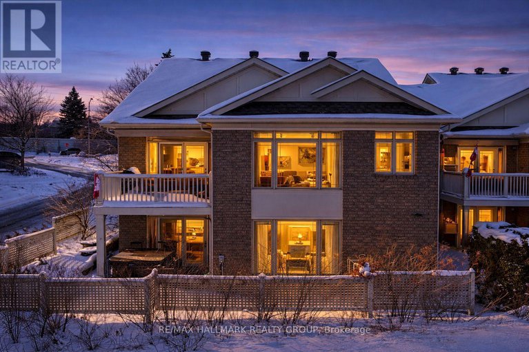 29357425/8-waterford-way/pineglencountry-place/ottawa/ontario/K2E7V4_2