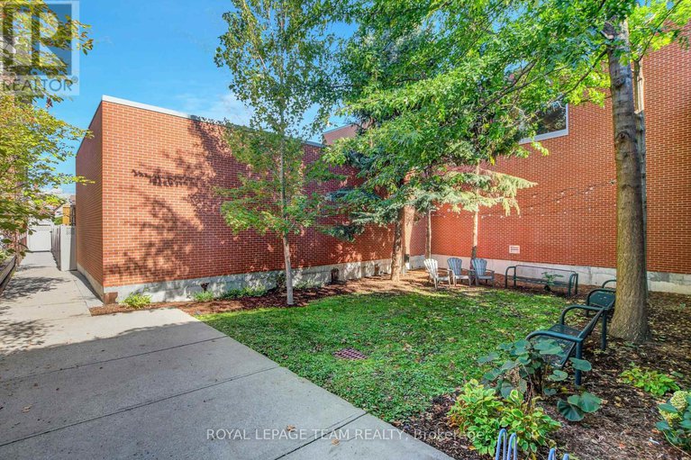 28932482/102-400-mcleod-street/ottawa-centre/ottawa/ontario/K2P1A6_23