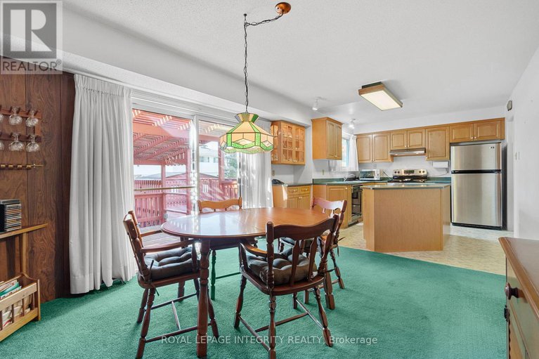 29372833/12-wynford-avenue/craig-henrywoodvale/ottawa/ontario/K2G3Z3_16