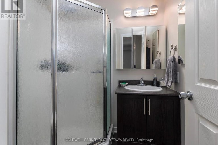 29656998/e-100-artesa-private/emerald-meadowstrailwest/ottawa/ontario/K2S0J8_15