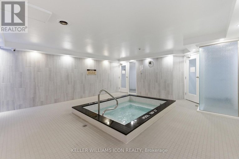 29399608/1011-2760-carousel-crescent/emerald-woodssawmill-creek/ottawa/ontario/K1T2N4_49