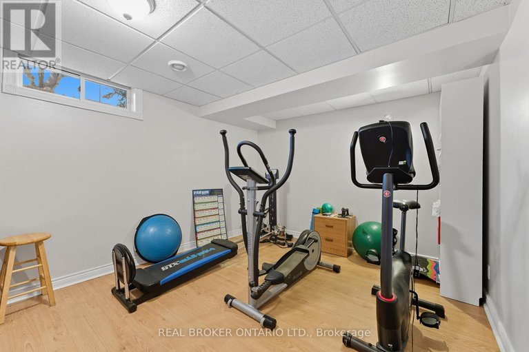 28843559/6-candow-crescent/stittsville-north/ottawa/ontario/K2S1K7_37