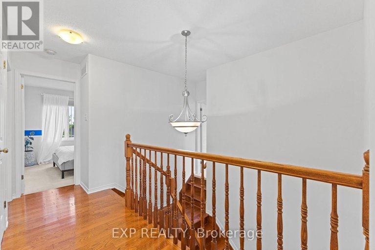 28558180/54-huntcliff-place/strandherd/ottawa/ontario/K2G6Z9_29
