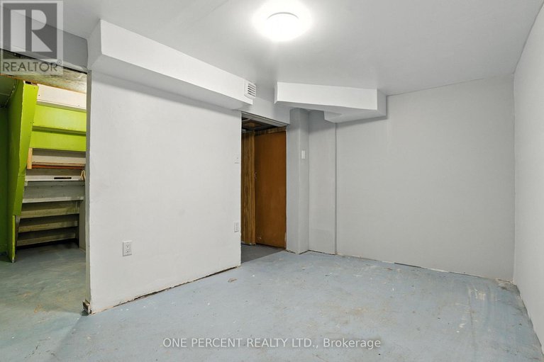 28852356/279-anna-avenue-w/carlington/ottawa/ontario/K1Z7V5_28