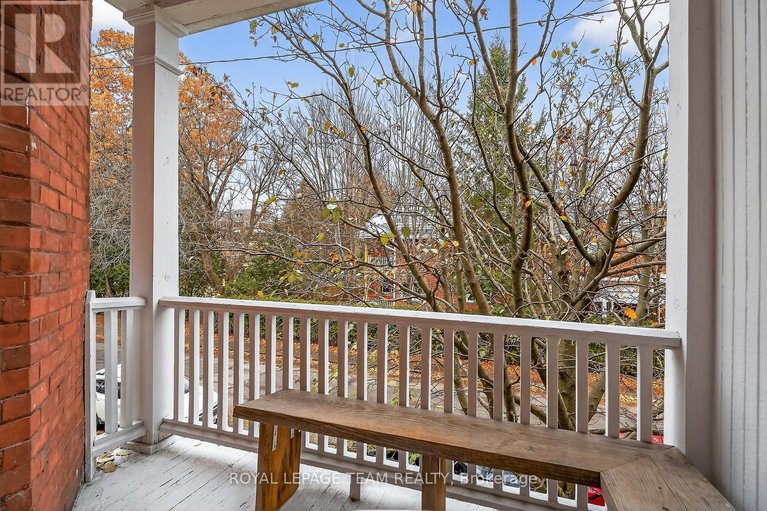 29137388/324-osgoode-street/sandy-hill/ottawa/ontario/K1N6T2_18