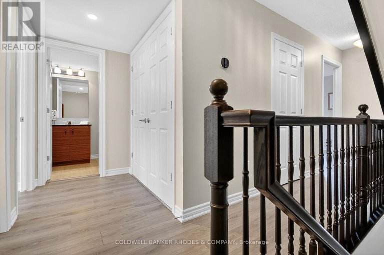 28991192/815-mikinak-road/cfb-rockcliffe-and-area/ottawa/ontario/K1K4Z9_22