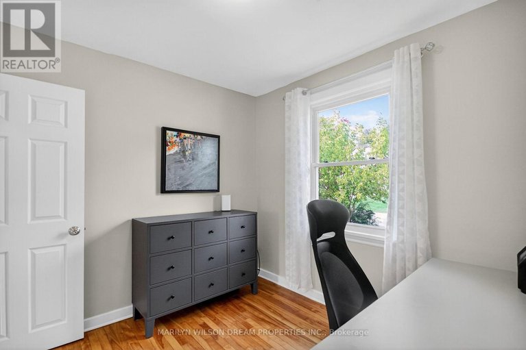 29473564/1914-rosebella-avenue/blossom-parkleitrim/ottawa/ontario/K1T1G7_31