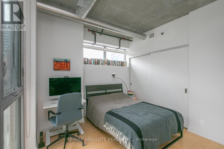 28443475/422-349-mcleod-street/ottawa-centre/ottawa/ontario/K2P0S1_13