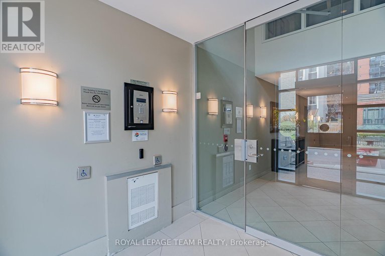 28559939/804-138-somerset-street-w/ottawa-centregolden-triangle/ottawa/ontario/K2P0A3_32