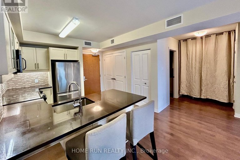 29608052/1104-195-besserer-street/sandy-hill/ottawa/ontario/K1N0B6_12