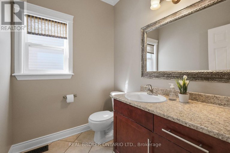 28965142/1017-fieldfair-way/notting-hillsummerside/ottawa/ontario/K4A0E4_16