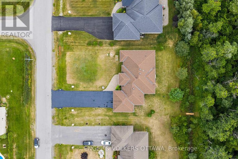 28819198/7510-village-centre-place/osgoode-twp-north-of-reg-rd-6/ottawa/ontario/K4P0C8_47
