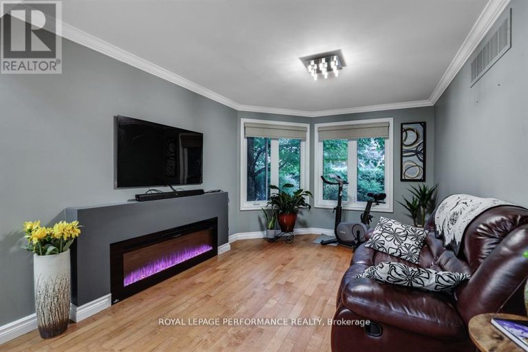 28629475/61-wycliffe-street/centrepointe/ottawa/ontario/K2G5L9_14