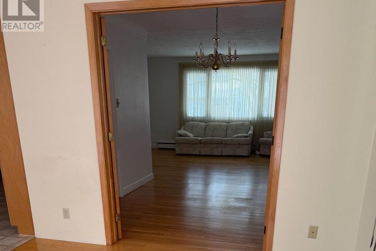 29364334/1166-castle-hill-crescent/copeland-park/ottawa/ontario/K2C2A8_8