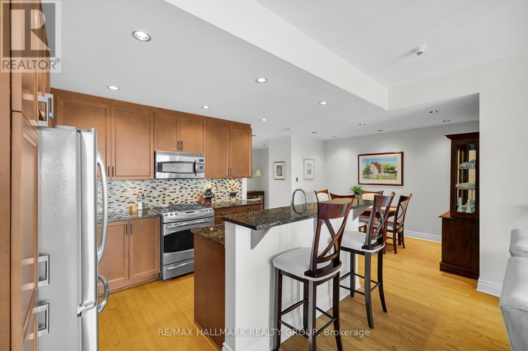 28485623/604-327-breezehill-avenue-s/west-centre-town/ottawa/ontario/K1Y1R6_14