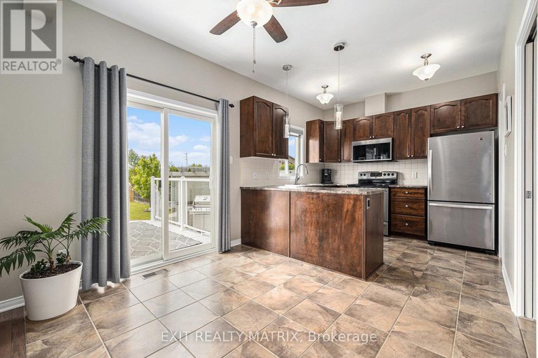 28424962/252-opale-street/clarencerockland-twp/clarence-rockland/ontario/K4K0G2_13