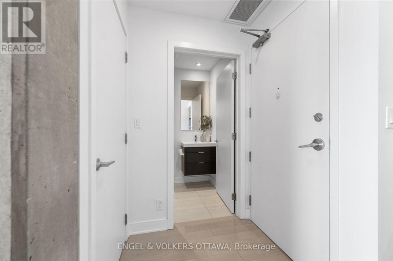 28589616/2005-20-daly-avenue/sandy-hill/ottawa/ontario/K1N0C6_3