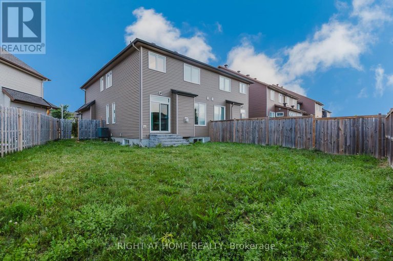 28505744/244-fergus-crescent/cedargrovefraserdale/ottawa/ontario/K2J3L7_41