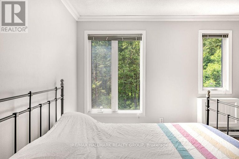 28556147/4-1-timberview-way/westcliffe-estates/ottawa/ontario/K2H9M7_33