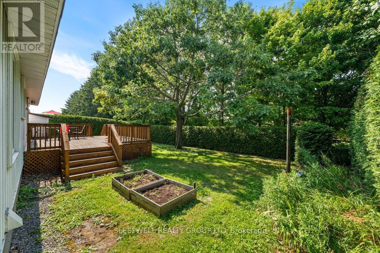 28669425/43-parkglen-drive/meadowlandsst-claire-gardens/ottawa/ontario/K2G3G7_41