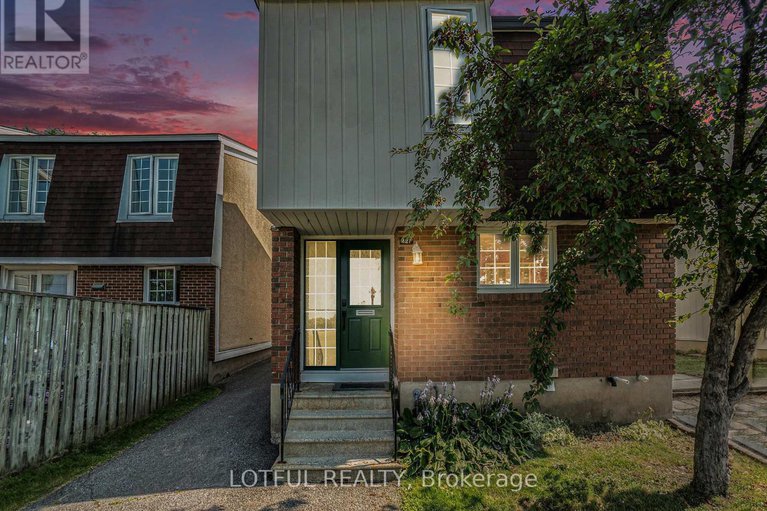 28708606/427-kintyre-private/carleton-square/ottawa/ontario/K2C3M9_1