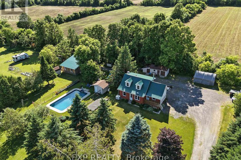 28525895/7800-34-highway/vankleek-hill/champlain/ontario/K0B1R0_34